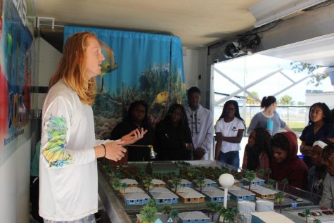 OCEAN EXIRIENCES : Students got a hands- on experience when the Florida Marine Academy visited in their Mobile Marine Lab. Students from different classes were taught about Floridas waterways, got to work with virtual sand, interact with sea creatures and play with a virtual fishing simulator.