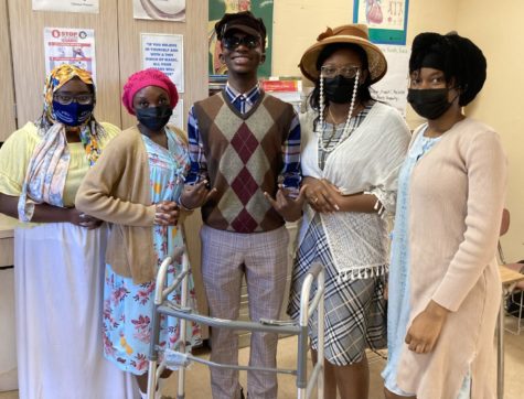 SENIOR CITIZENS: Kiele Jean (left), Willenska Charles, Carlins Vincent (middle), Vanessa Desrosiers, Joleine Ciceron (right).
For the start of Senior Spirit week, the seniors dressed up as senior citizens. As our last week as seniors, we decided to represent the senior citizen community and to make the best of the 2022 class, said Joleine Ciceron.