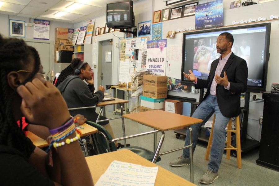 IRREPLACEABLE INSTRUCTION: Rick Christie, Executive Editor of the Palm Beach Post, came to Room 203 to give students advice and anecdotes about working in journalism, on May 23.