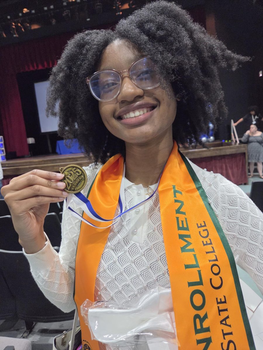 On May 5, an event was held in the auditorium where seniors were given medals for their hard work throughout the years. LPN and Medical Academy students were not given any prizes yet; their ceremony has been scheduled for the night of May 6.