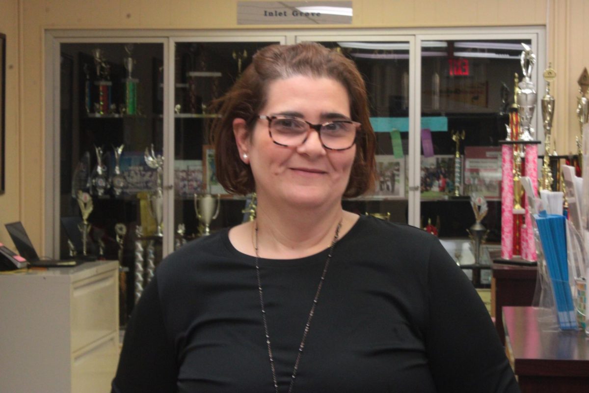 Mrs Dominguez " outgoing , team player and dedicated "